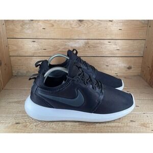 Nike Womens Roshe Two 844931-002 Black Running Shoes Sneakers Size 9.5